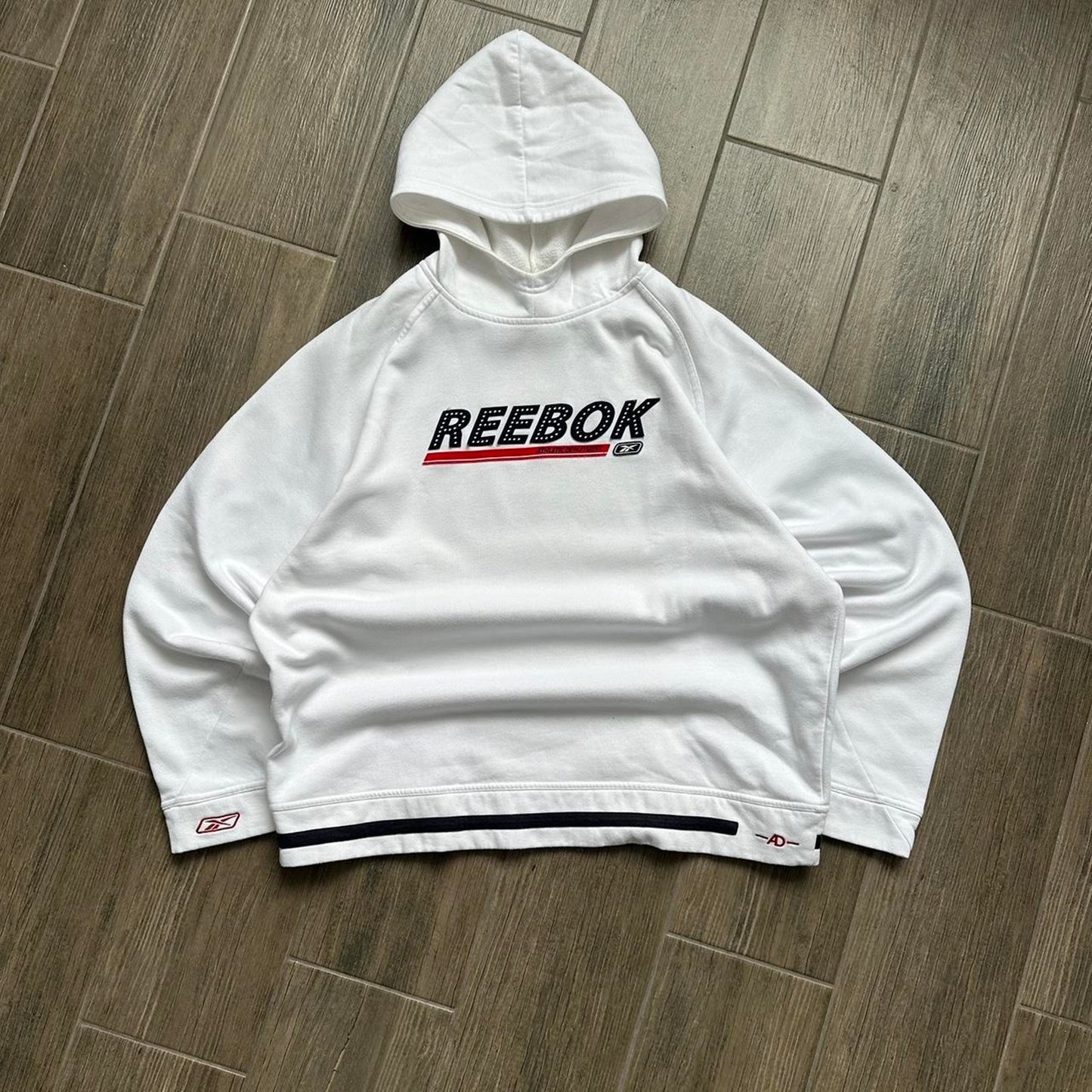 Reebok white boxy fit y2k XL hoodie