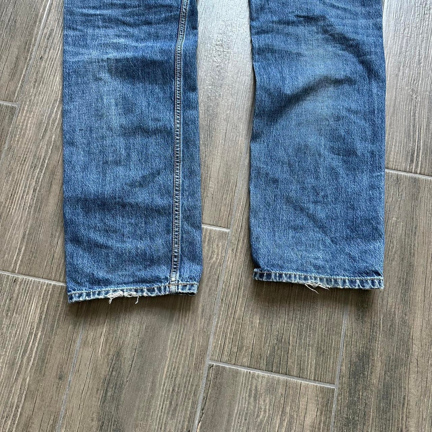 Carhartt distressed blue denim jeans