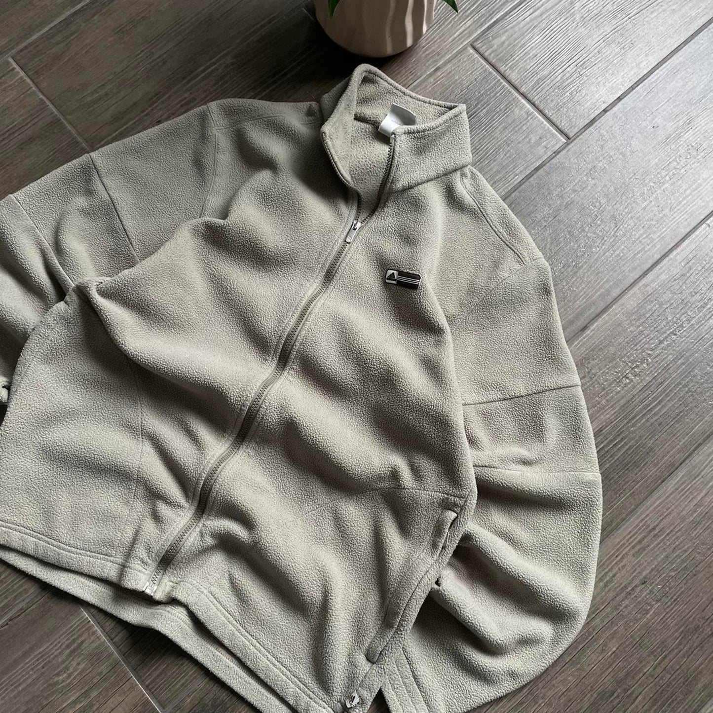 Adidas cream streetwear oversized M gorpcore jumper