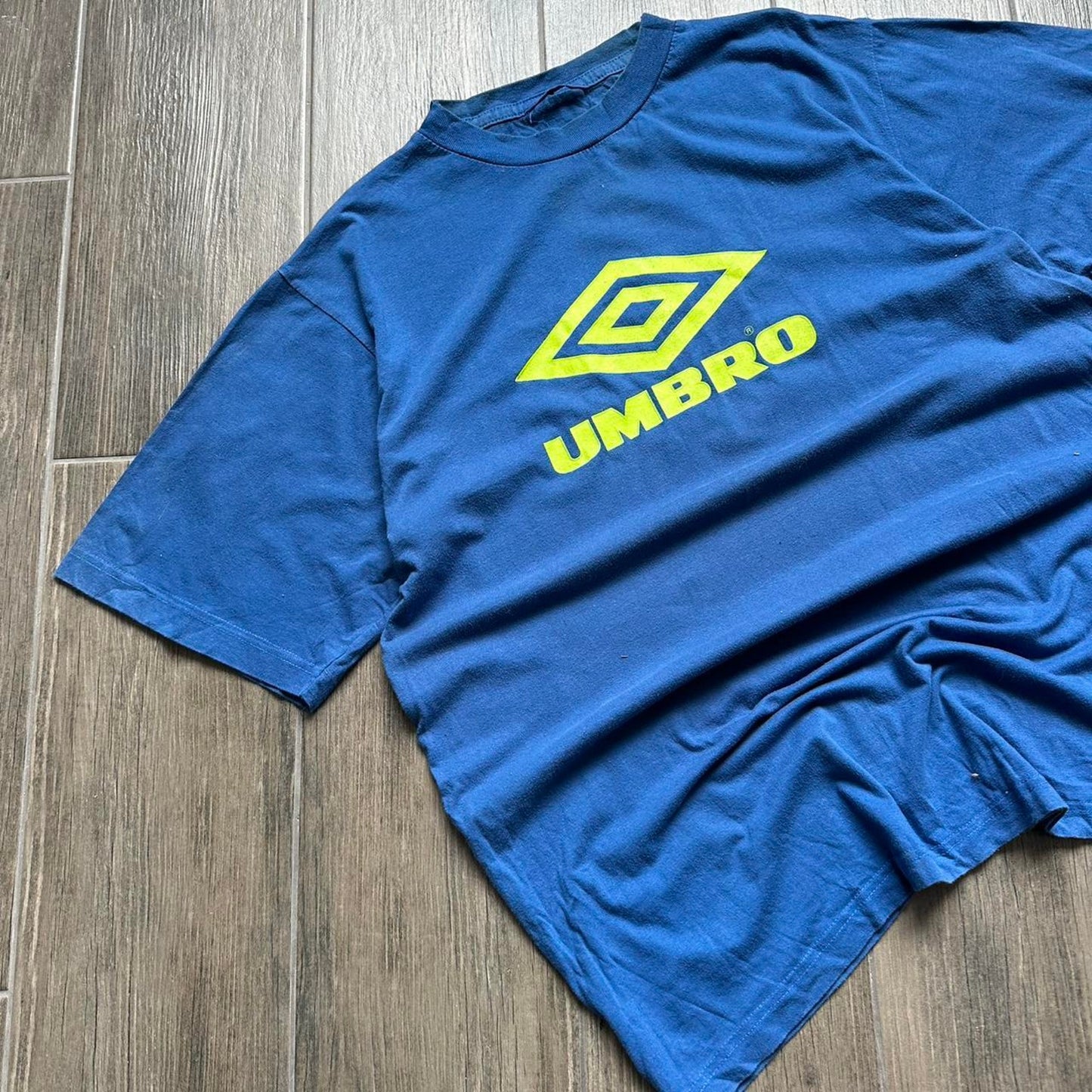 Umbro blue and yellow cotton