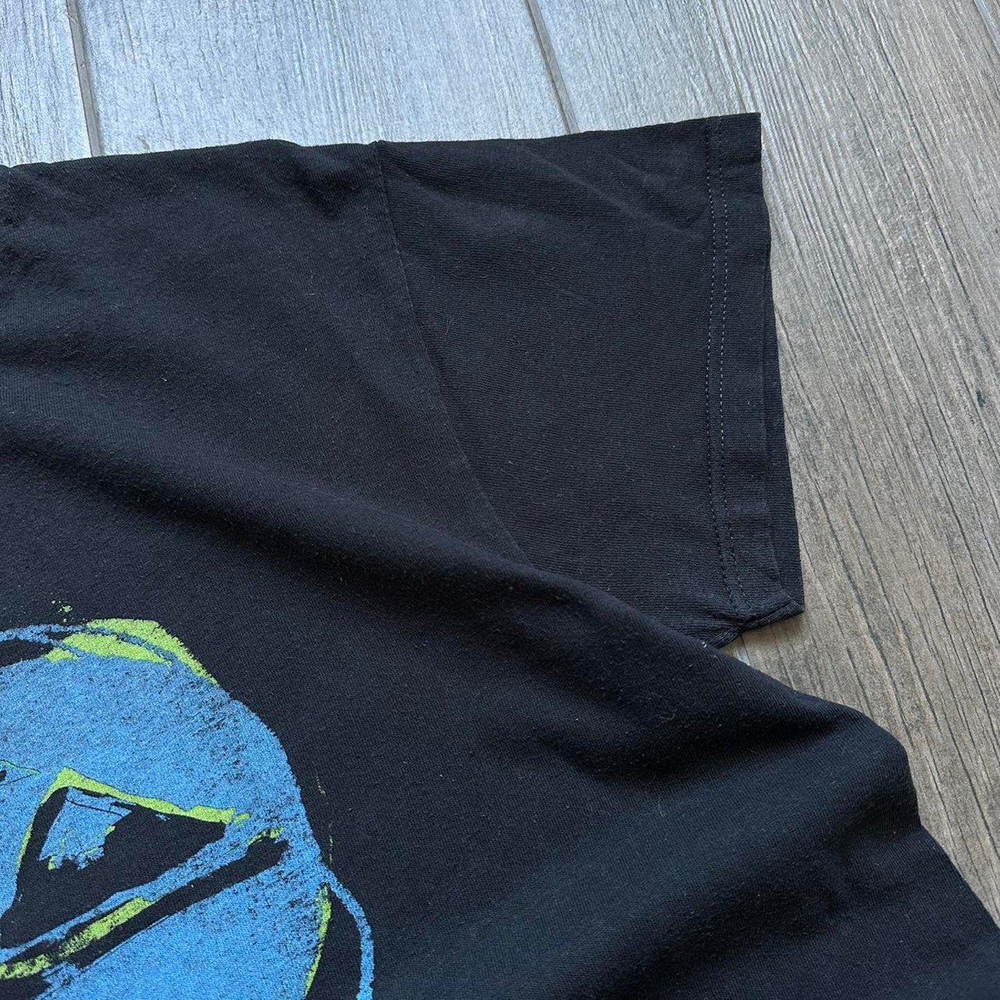 Y2k quiksilver black graphic tee
