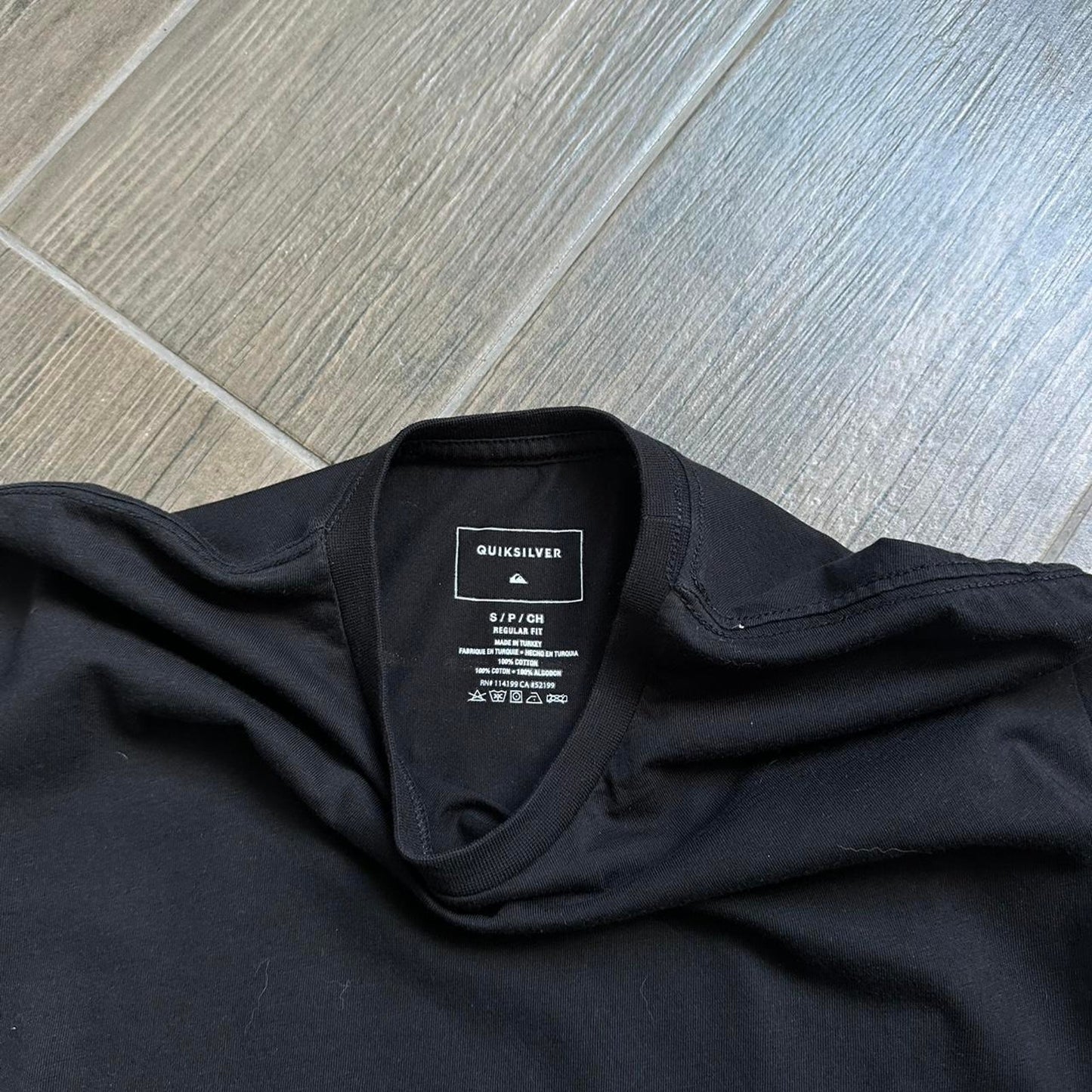 Quiksilver black y2k surf s