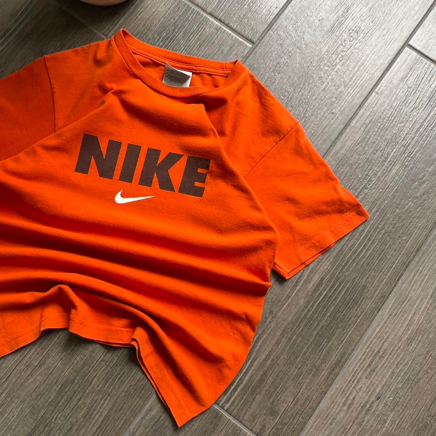 Nike wmns orange vintage tee
