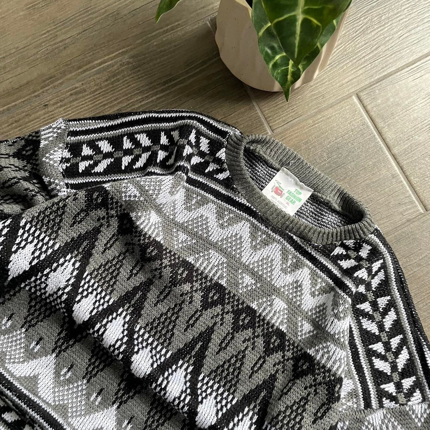 Y2k vintage made in UK XL jumper