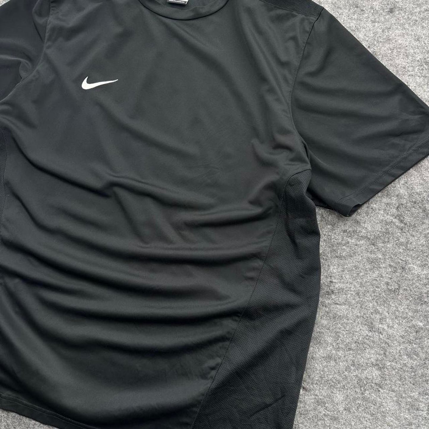 Nike black dri fit t shirt