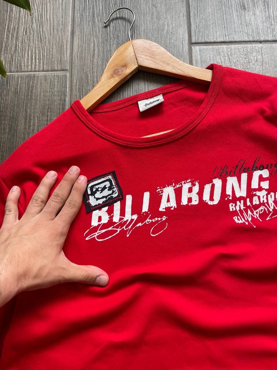 Billabong y2k surf t-shirts