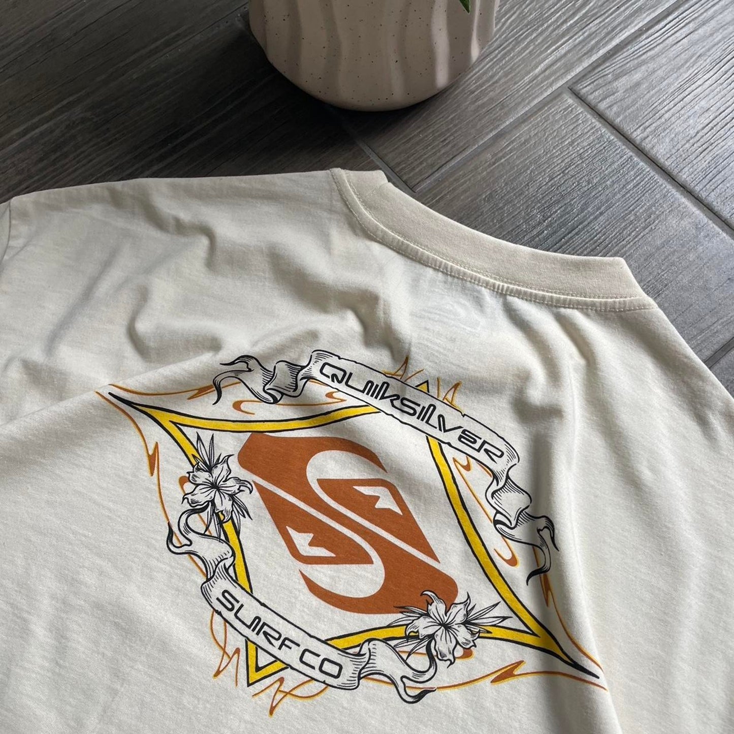 Quiksilver beige big logo surf cotton t-shirt M