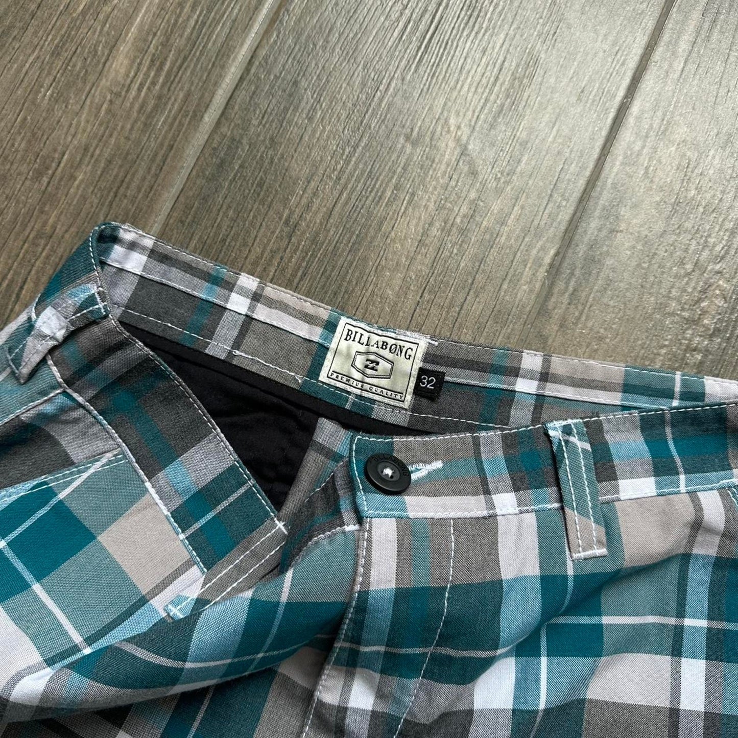 Billabong green plaid shorts