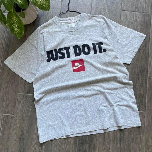 Nike retro 90s single stitch big logo t-shirt