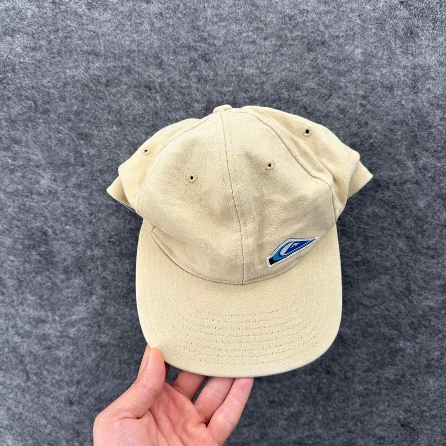 Quiksilver cream baseball cap