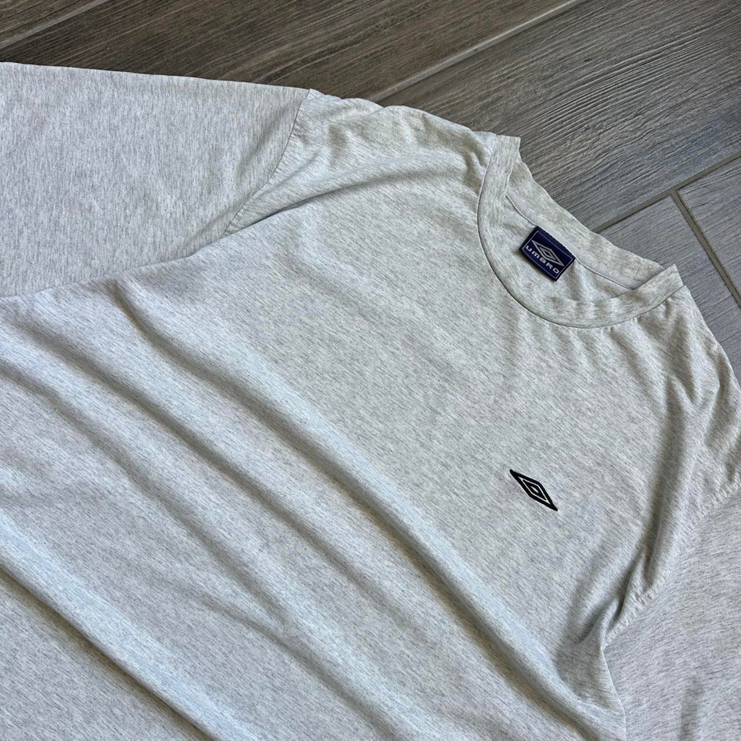 Umbro grey t shirt size
