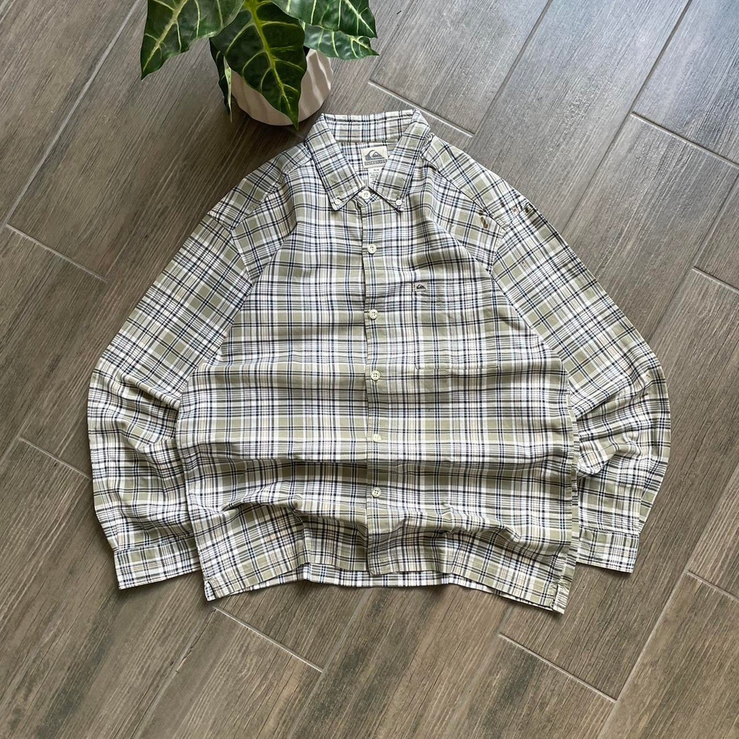 Quiksilver flannel y2k surf shirt