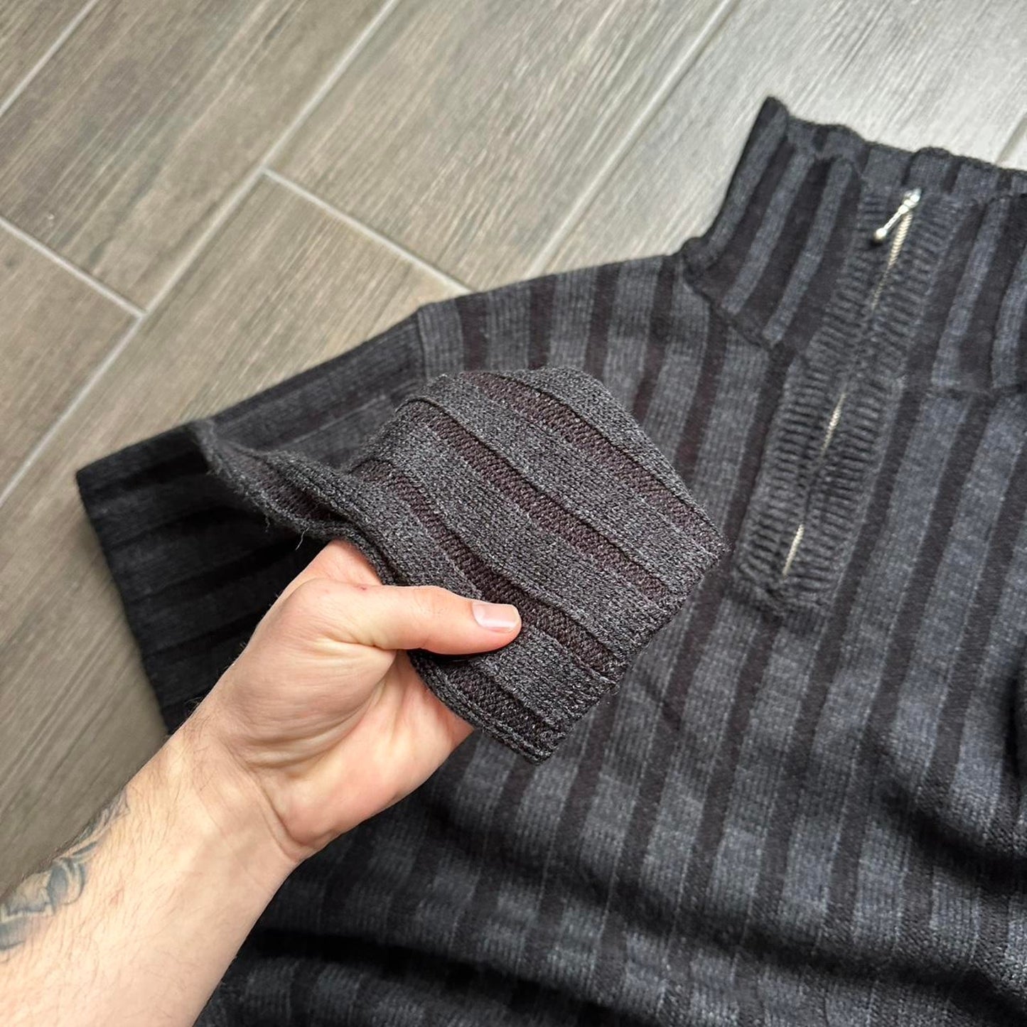 Black ribbed zip vintage sweater
