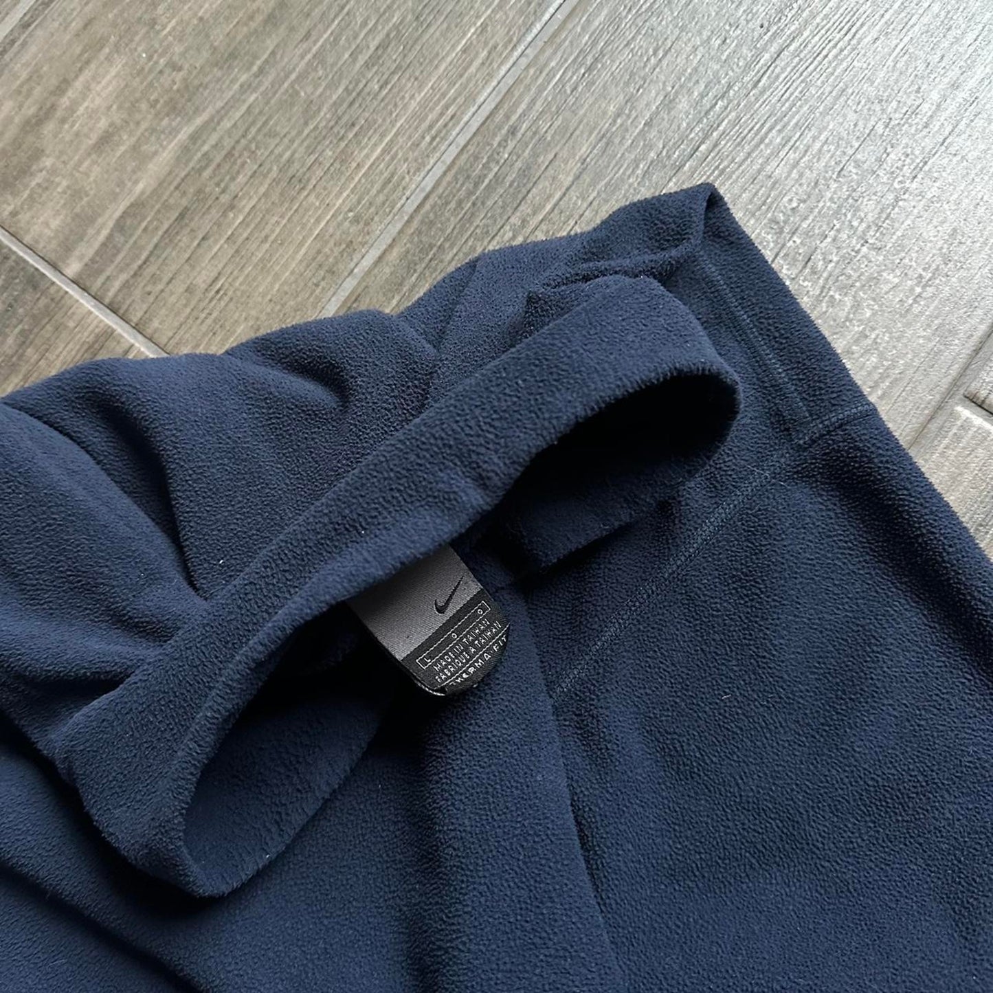 Nike fleece boxy fit y2k L jumper