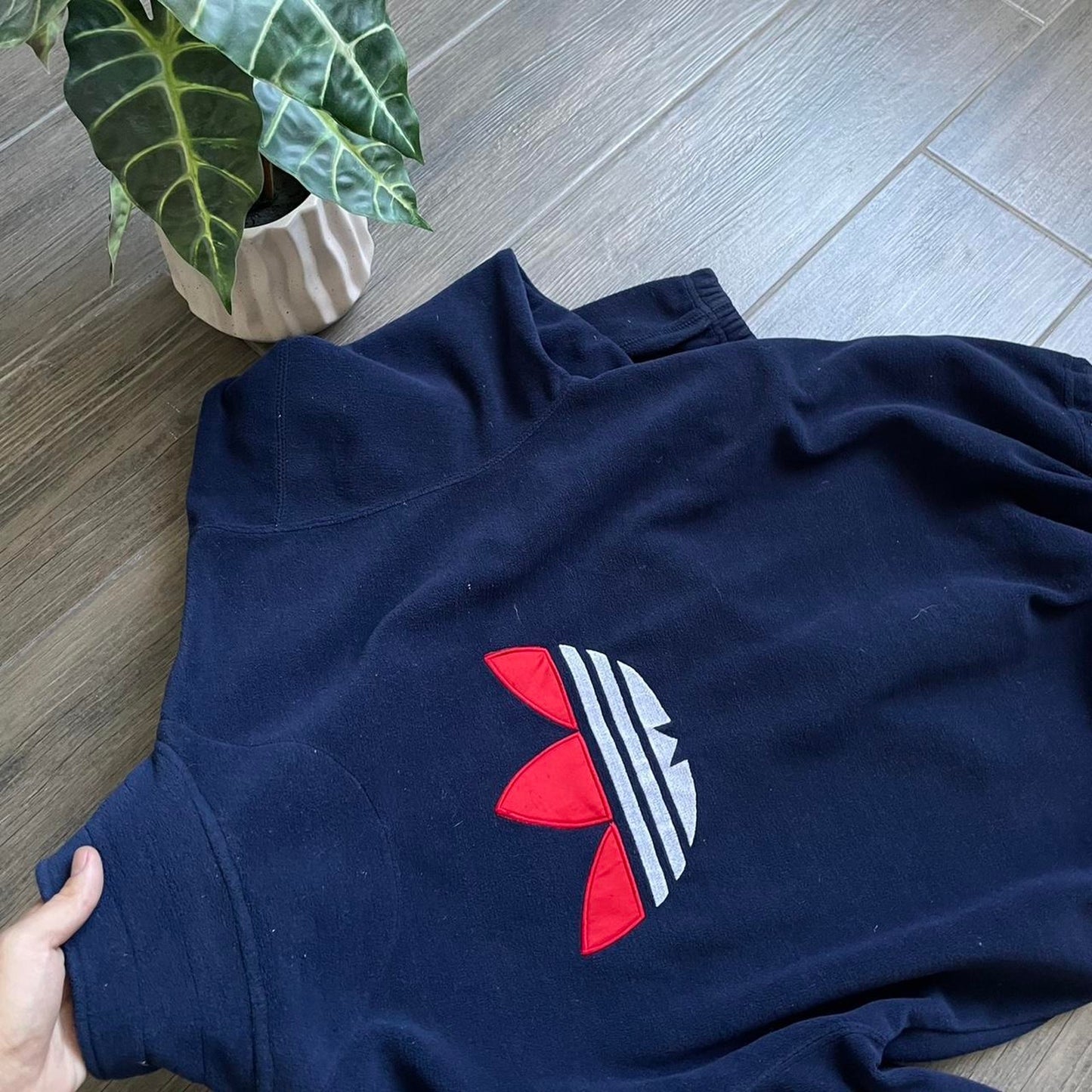 Adidas 90s made in Hong Kong baggy jumper