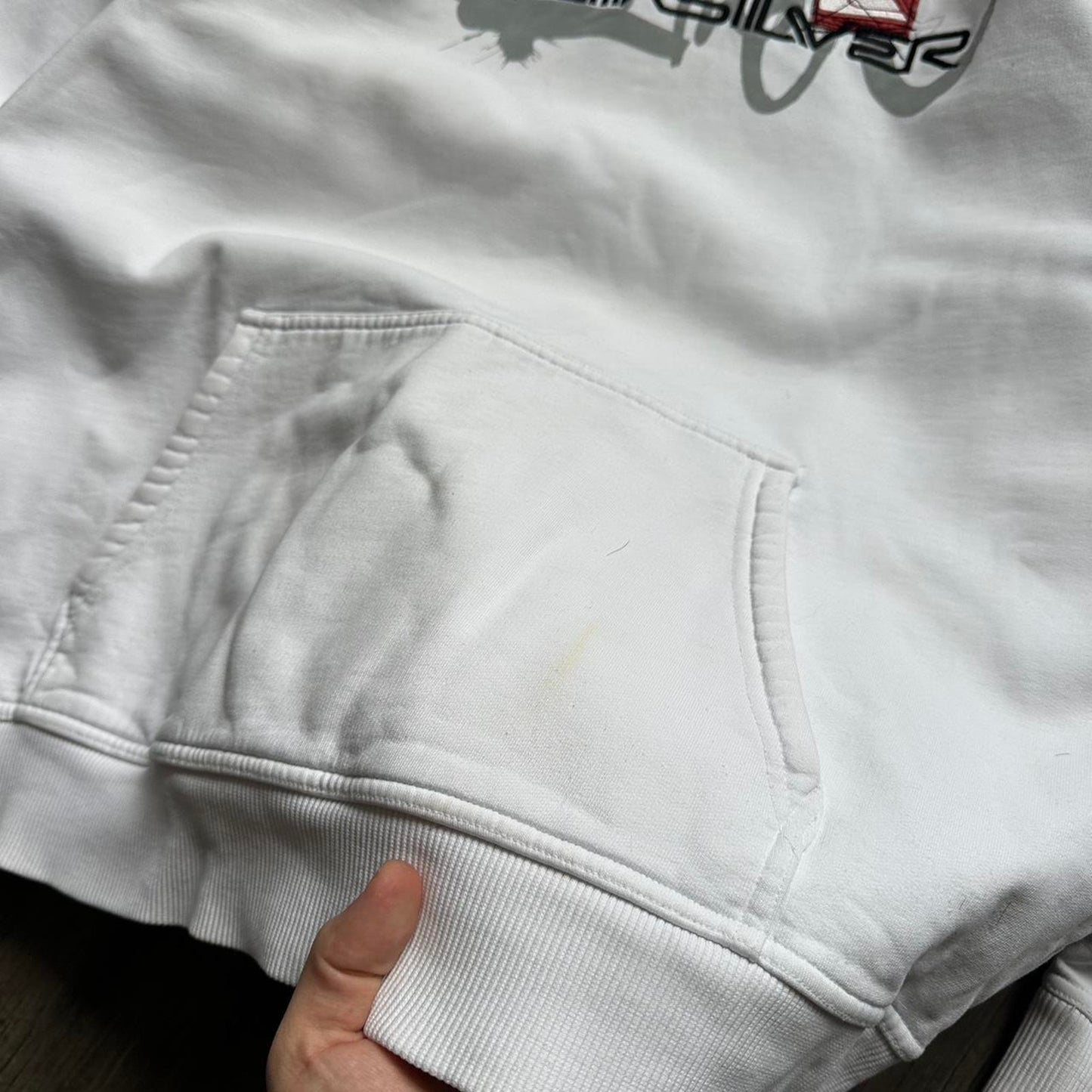 Quiksilver white surf-wear y2k XL hoodie