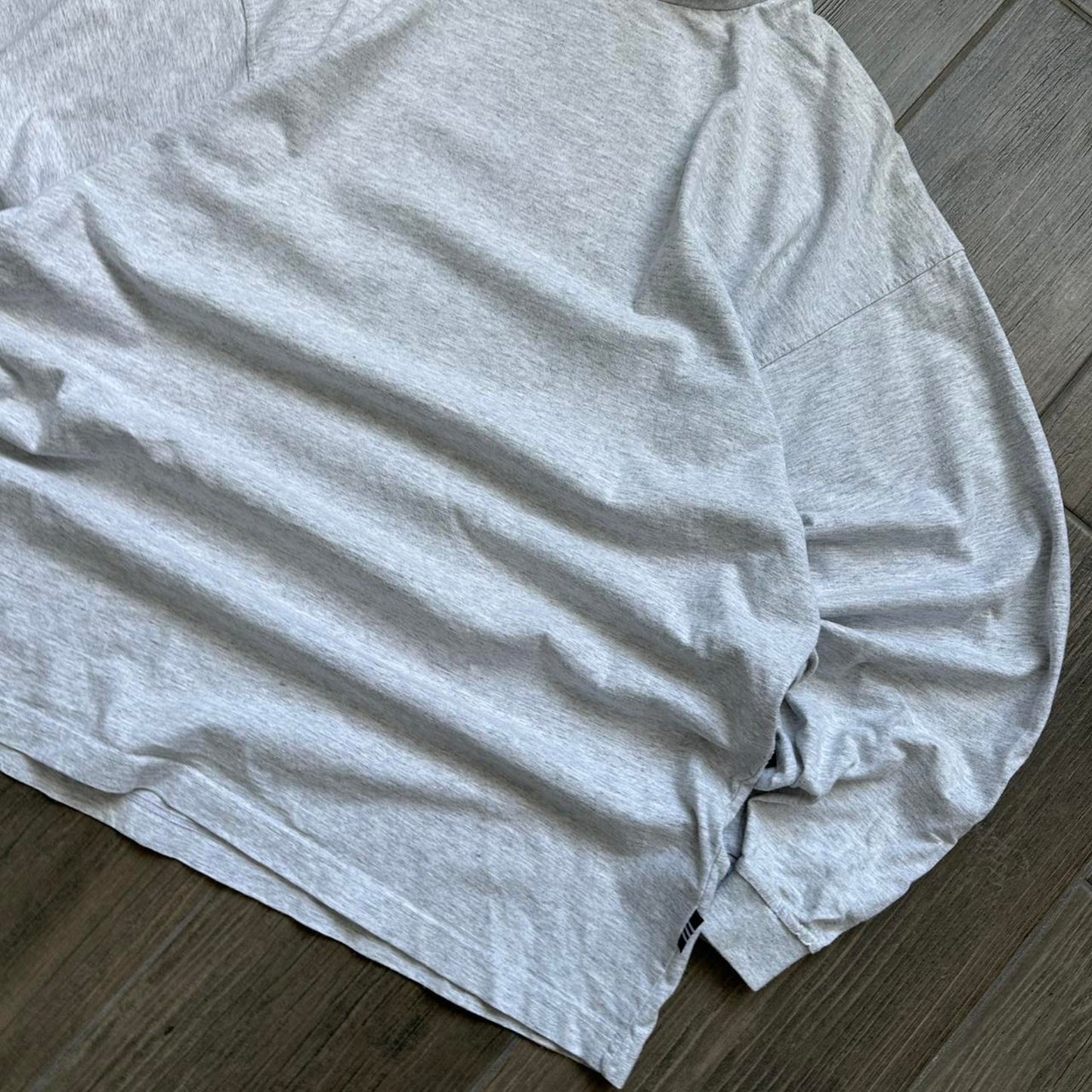 Adidas grey y2k golf tee