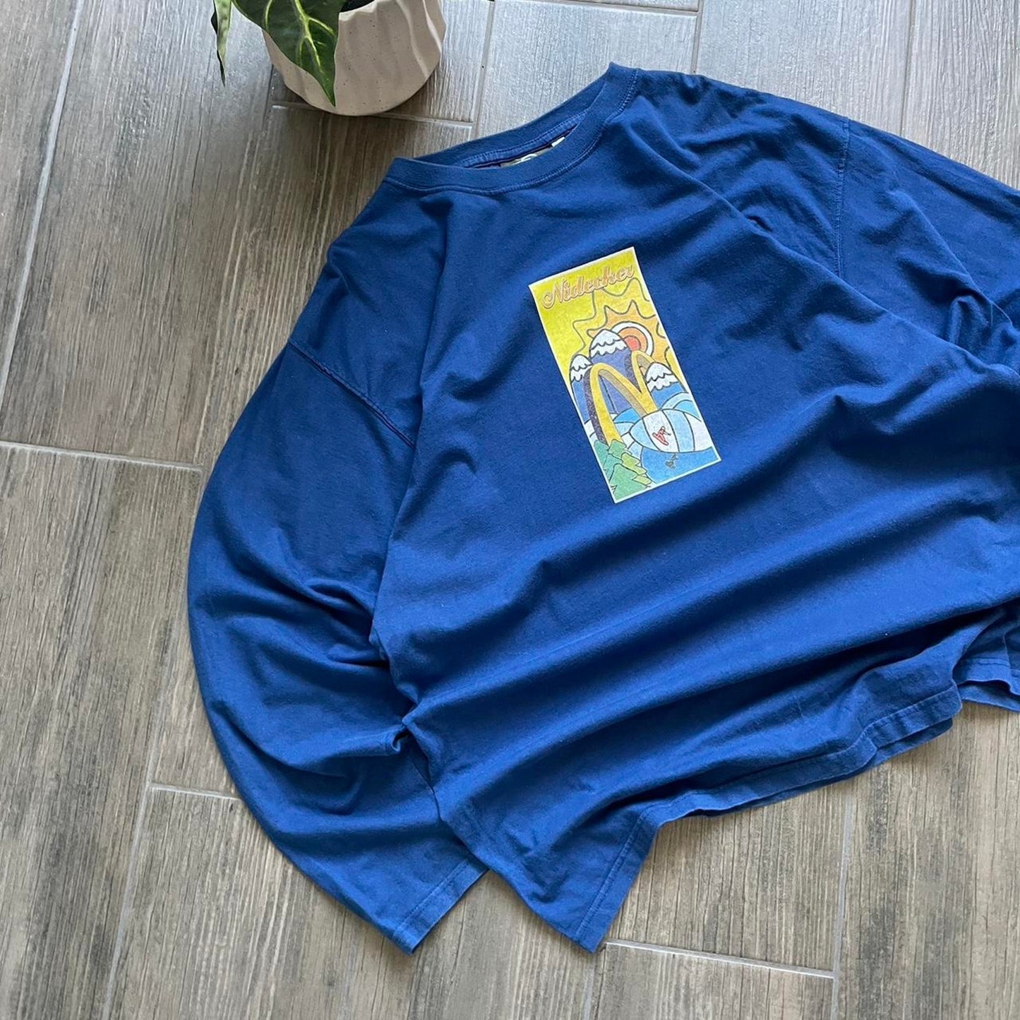 Vintage surf style long sleeve
