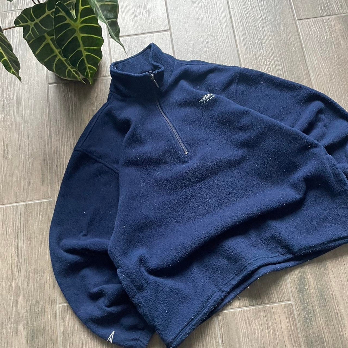 Umbro y2k navy baggy fleece jumper