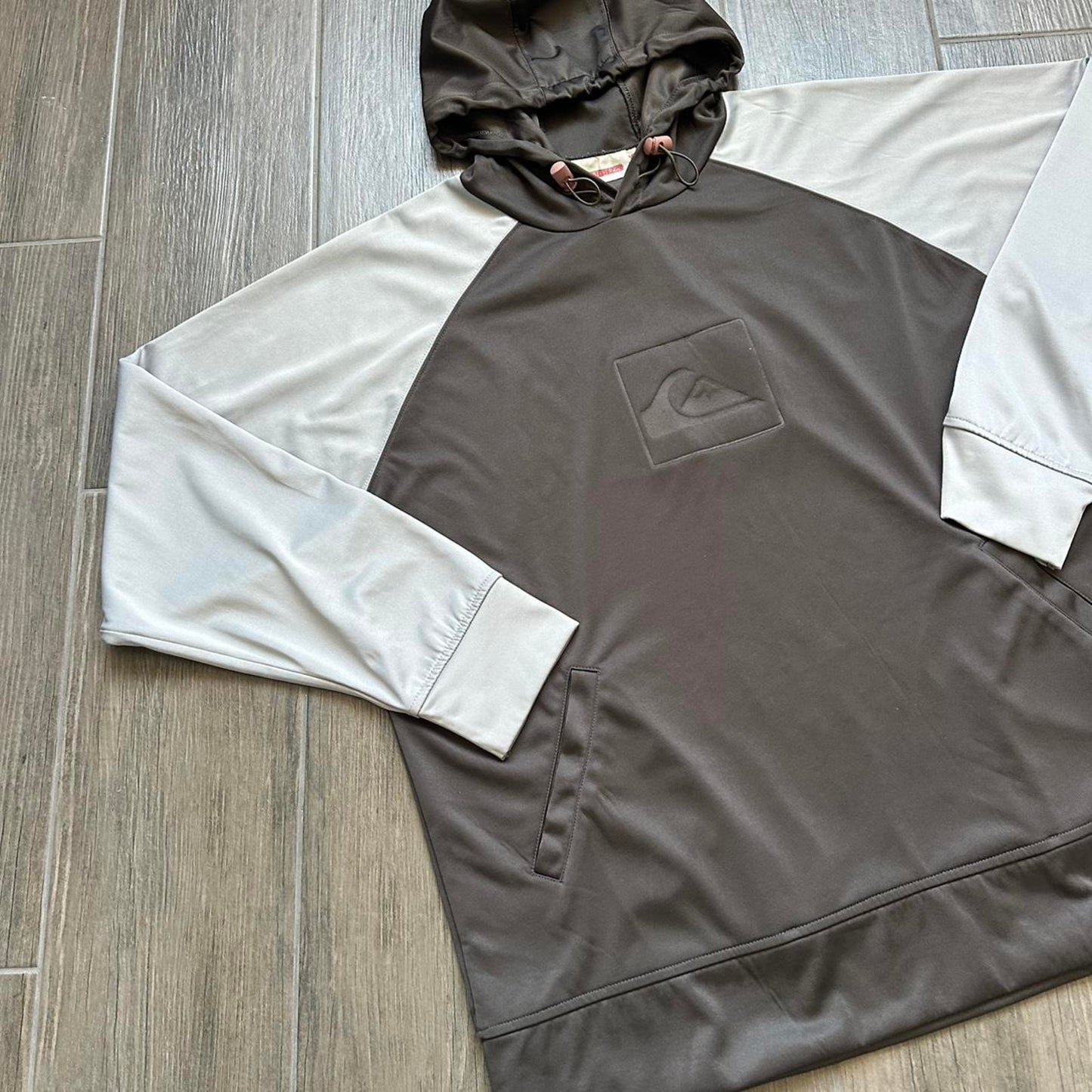 Quiksilver brown and white hoodie