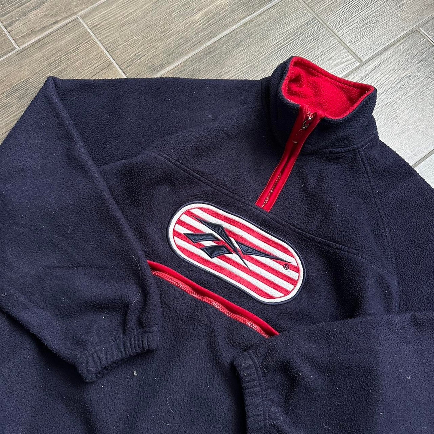 Reebok fleece boxy fit y2k M-L jumper