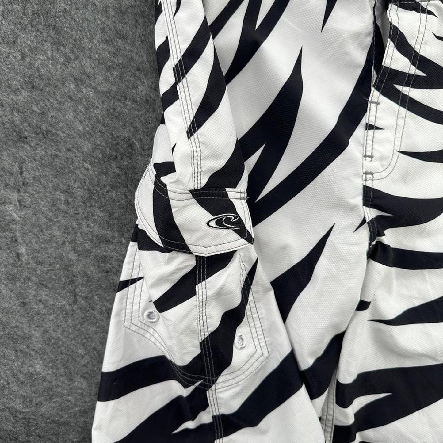 Y2k oneill board shorts black