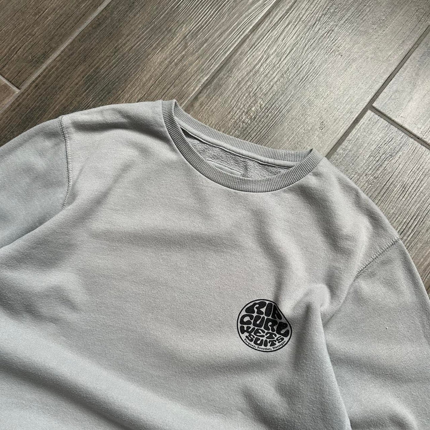 Rip Curl y2k surf style S sweatshirt