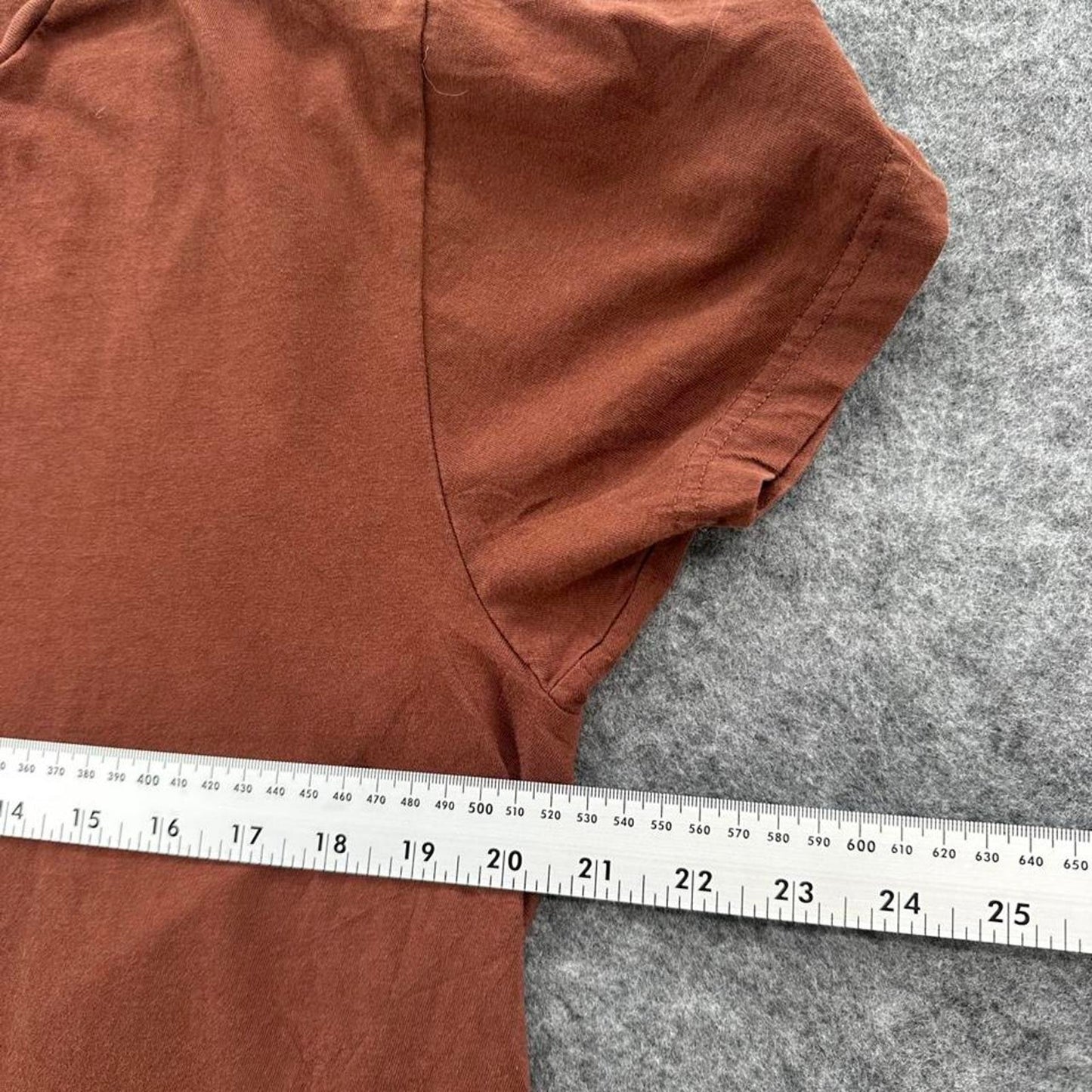 Quiksilver brown cotton t shirt with