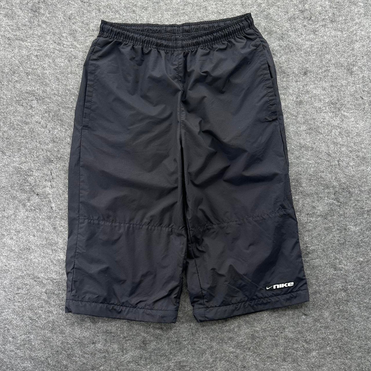 Y2k nike black baggy shorts