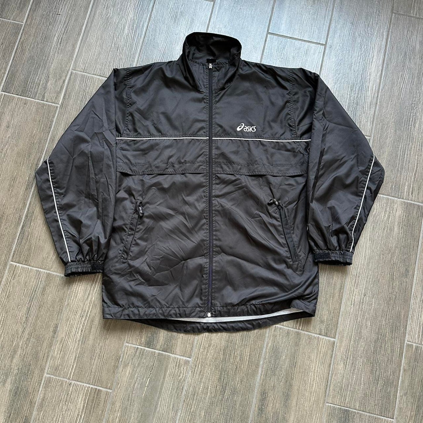Asics black waterproof L light jacket