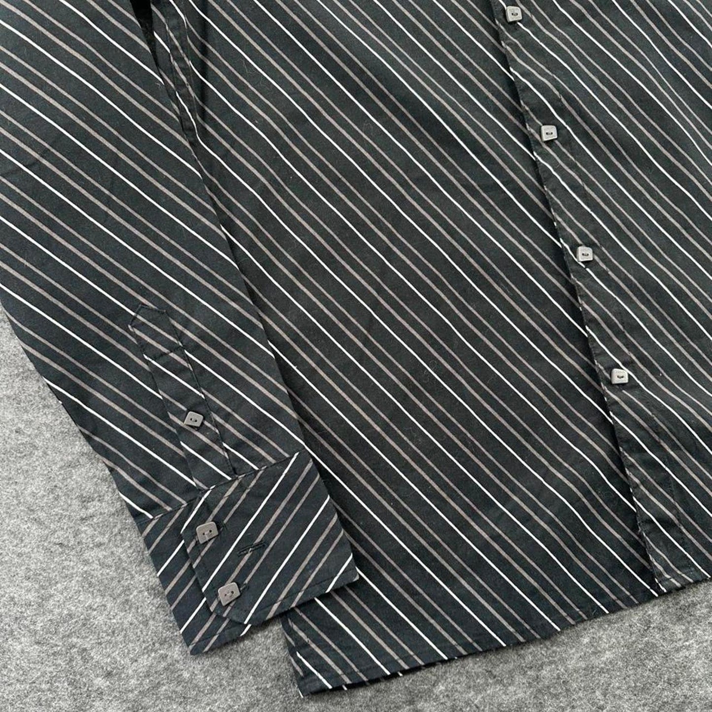 Ripcurl black and white striped