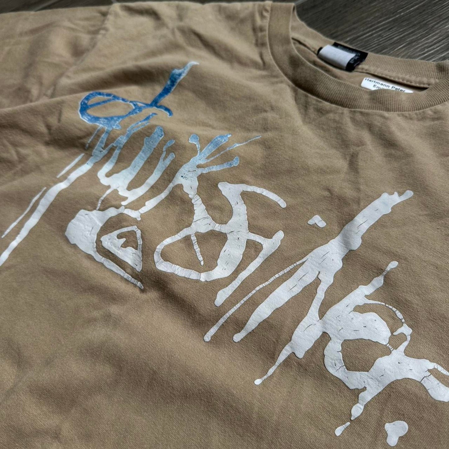 Quiksilver vintage made in Thailand beige surf tee