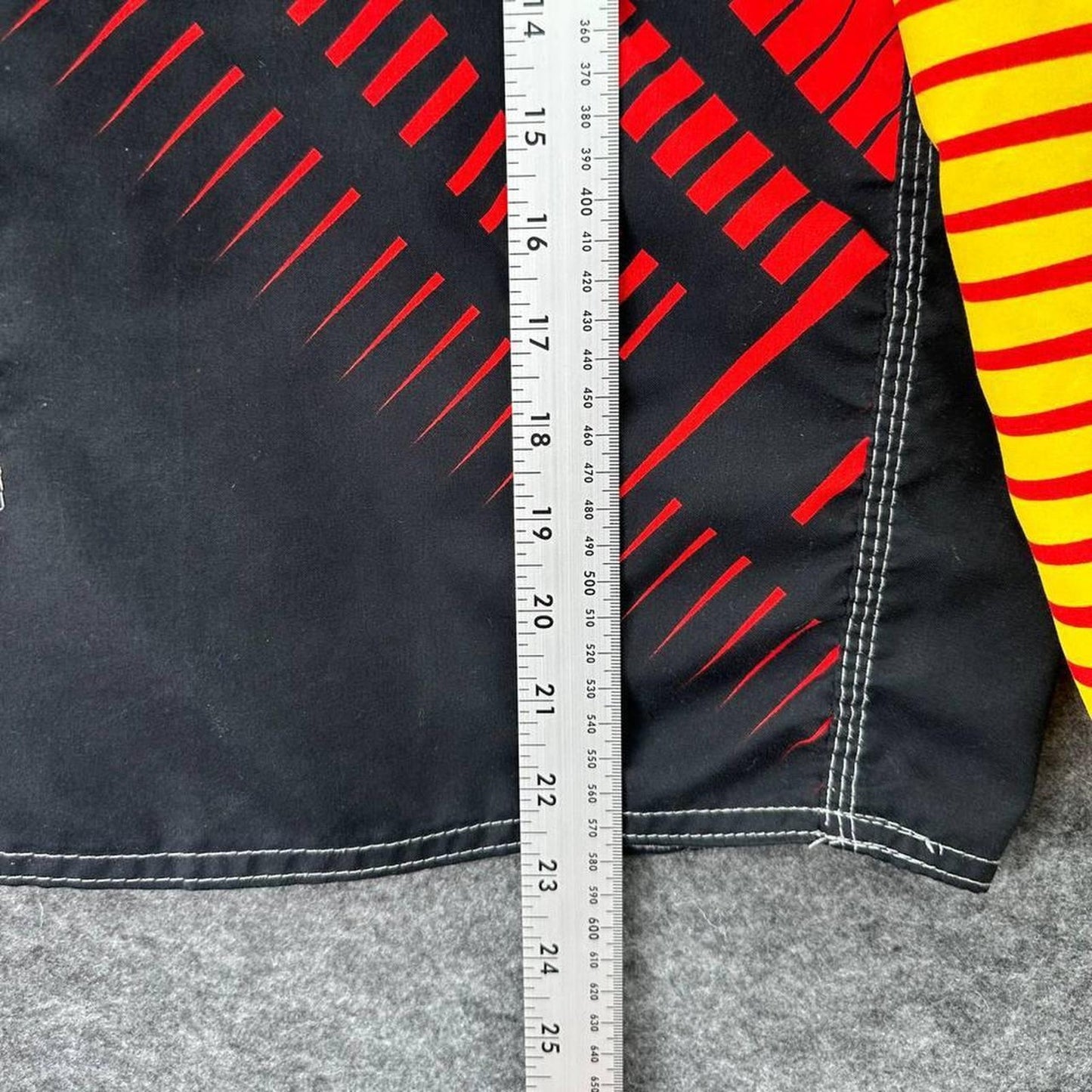 Quiksilver board shorts size