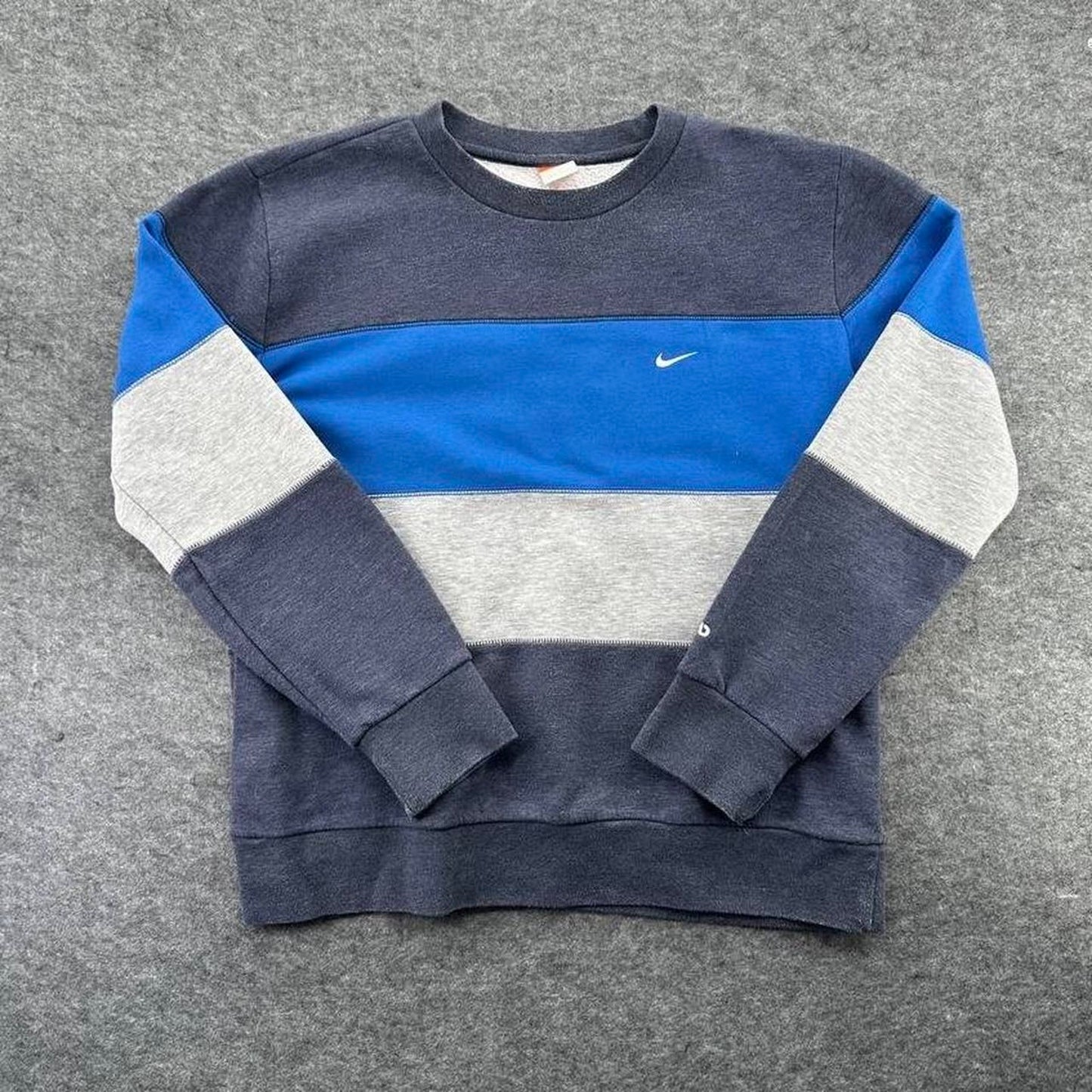 Nike blue gray and navy