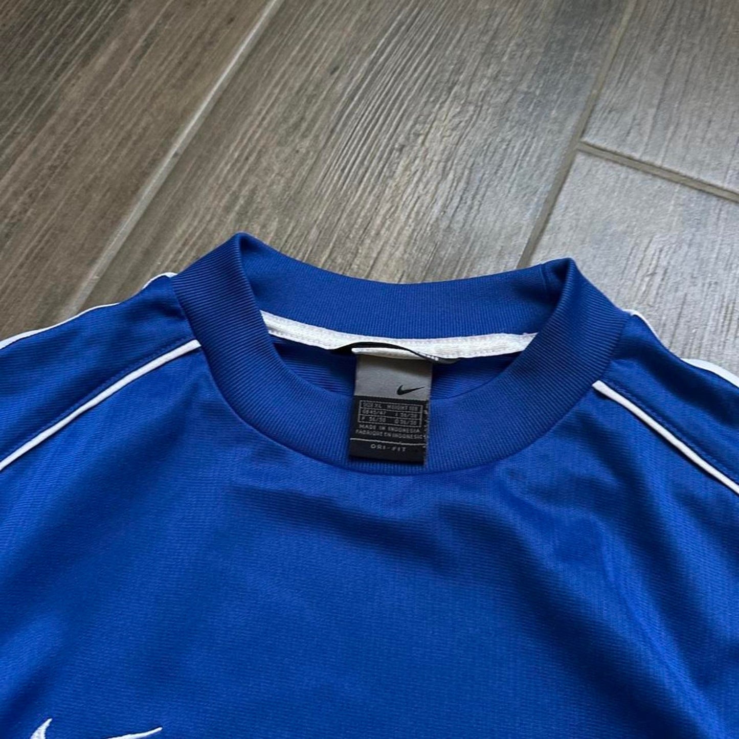 Nike blue vintage 90s shirt