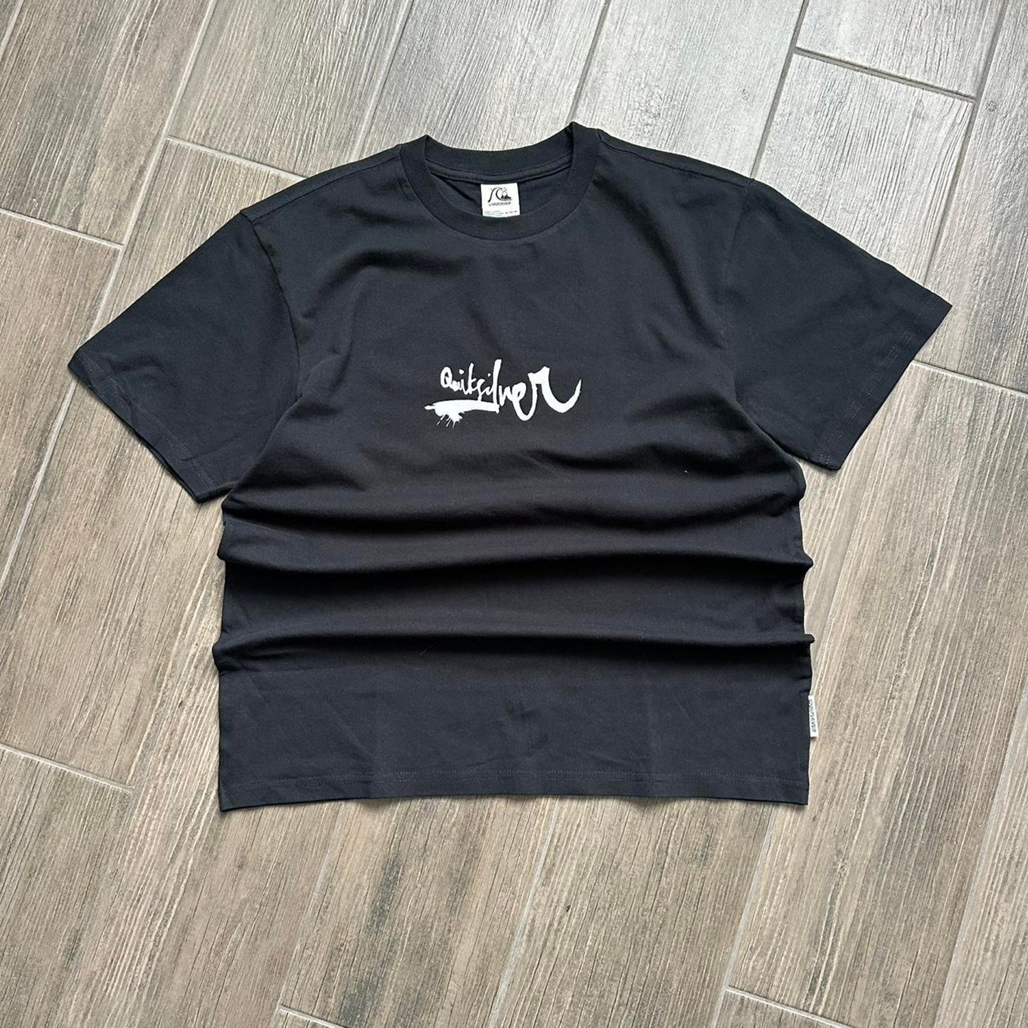 Quiksilver black surf tee