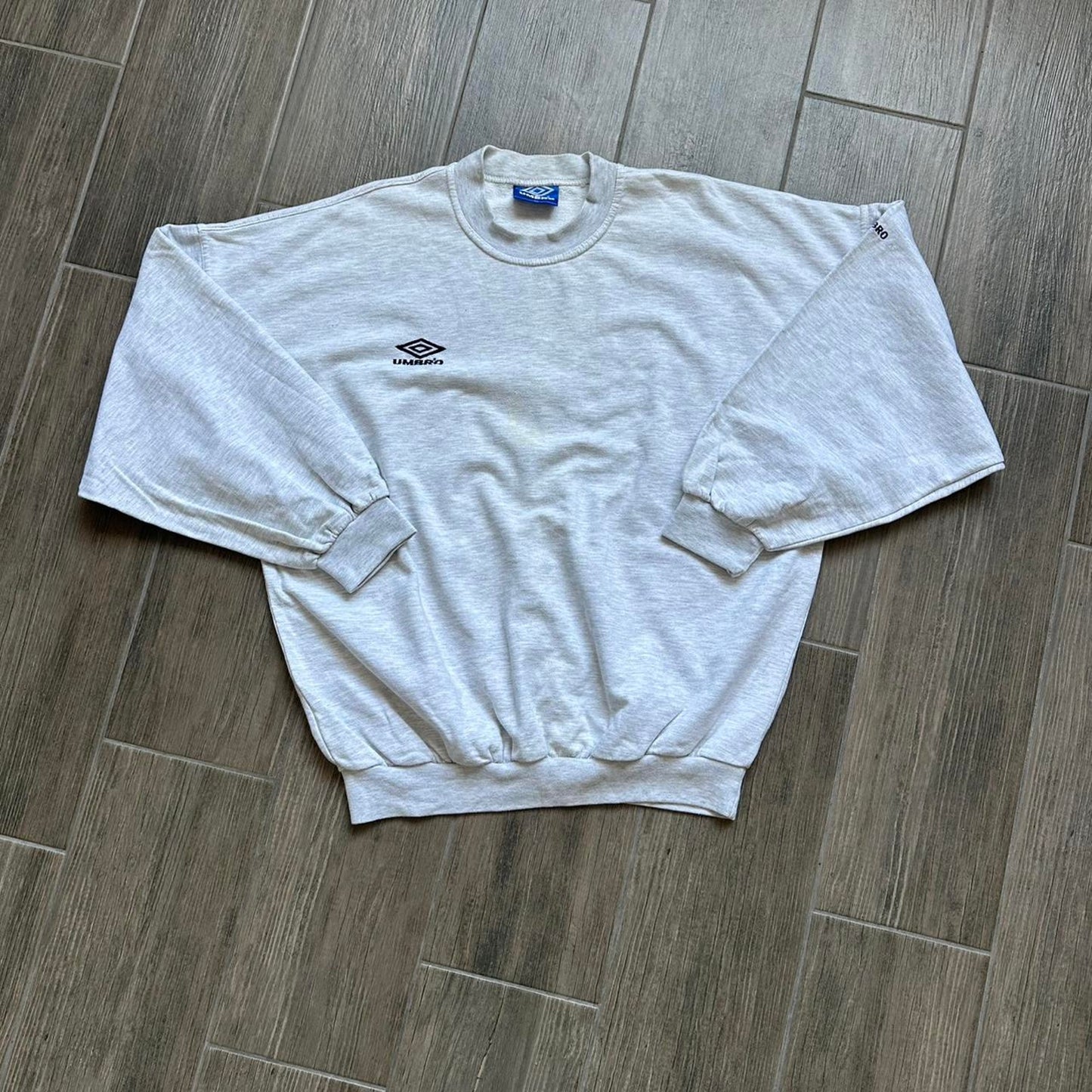 Umbro grey crewneck boxy fit sweatshirt