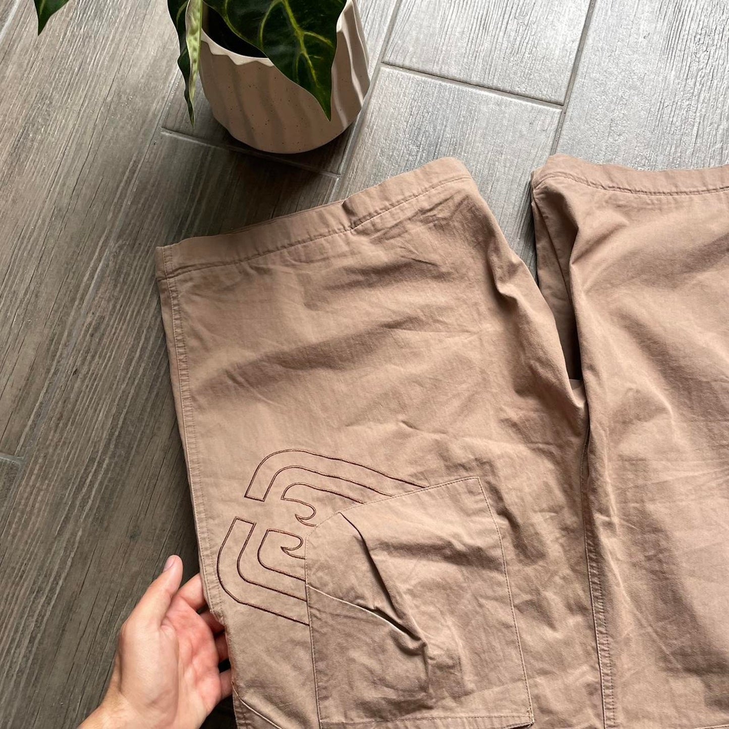 Billabong corduroy y2k cargo shorts
