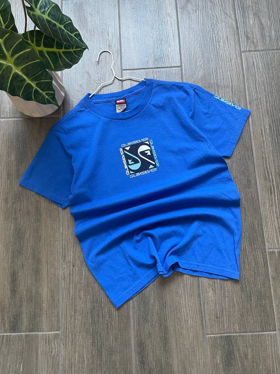 Quiksilver blue vintage surf t-shirt