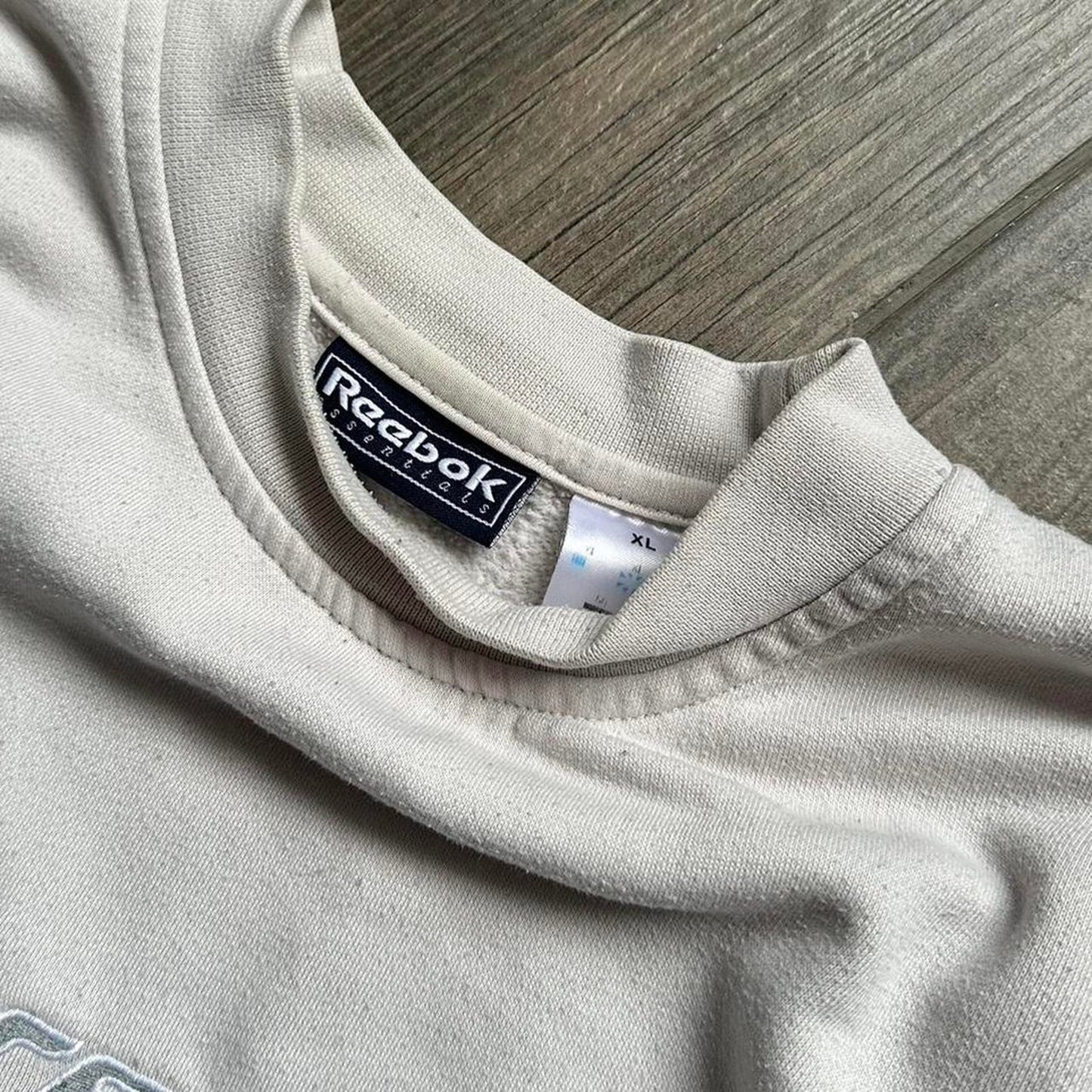 Reebok white oversized y2k sport XL sweatshirt