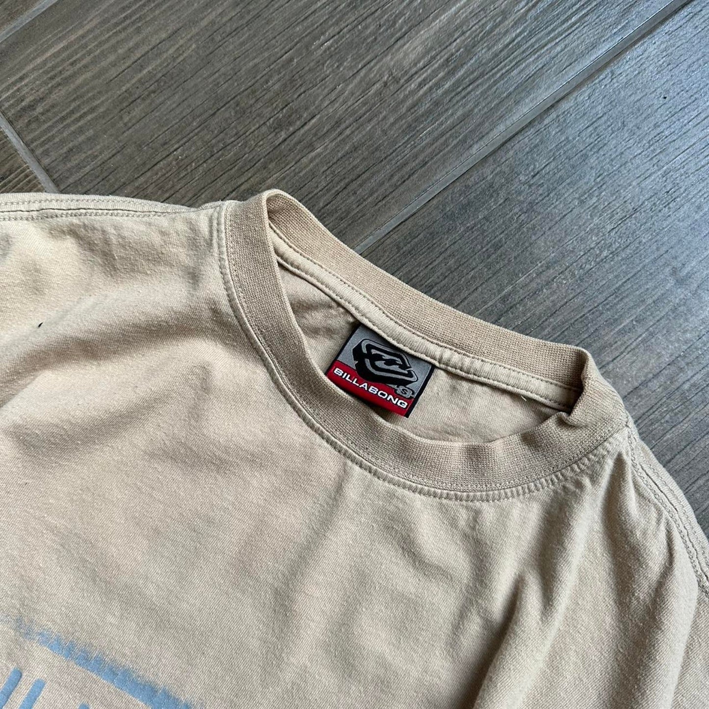 Billabong cream vintage surf tee