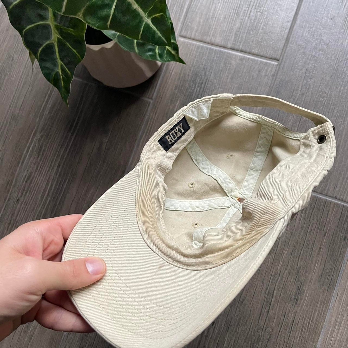 Oneill beige summer surf-wear cap
