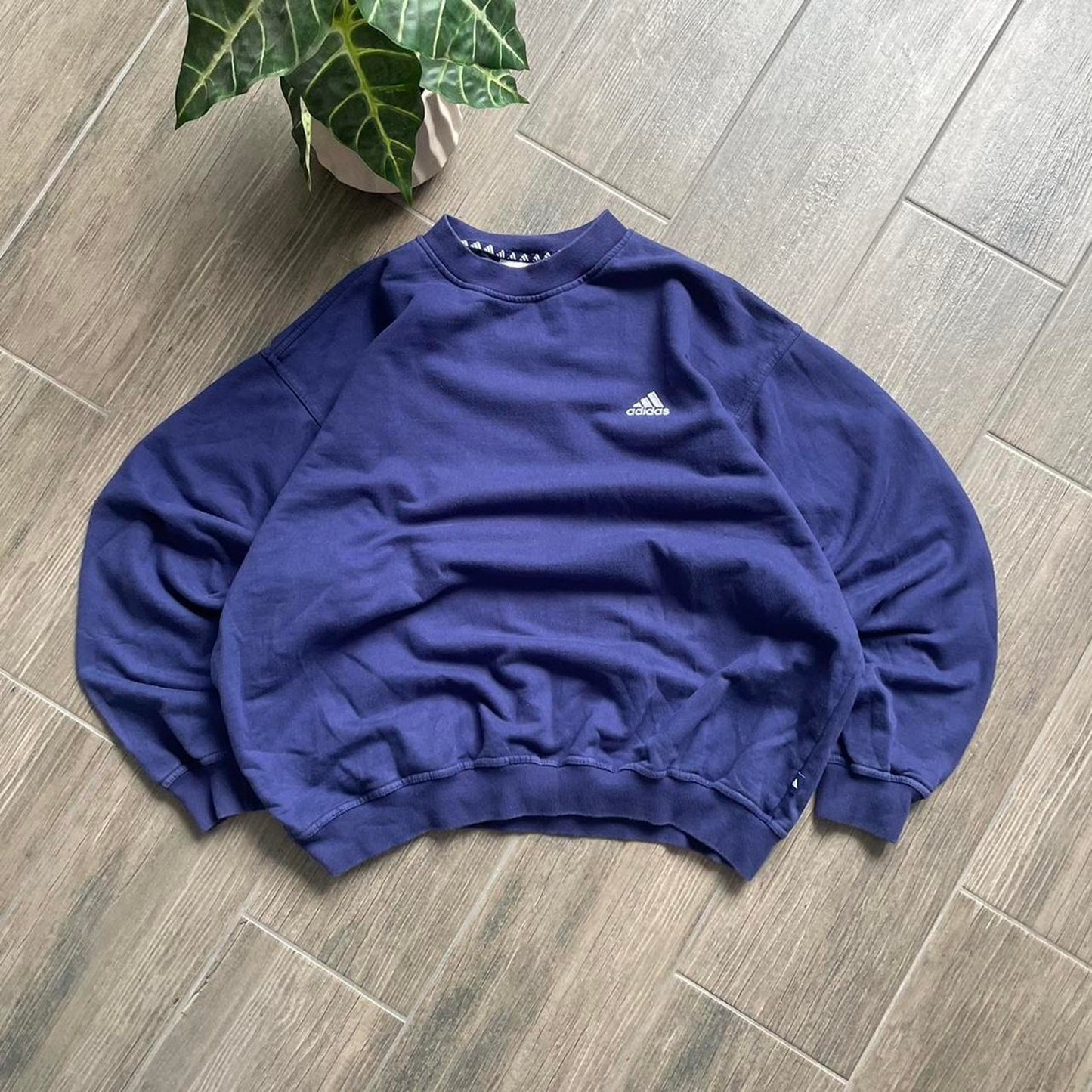 Adidas y2k baggy sweatshirt