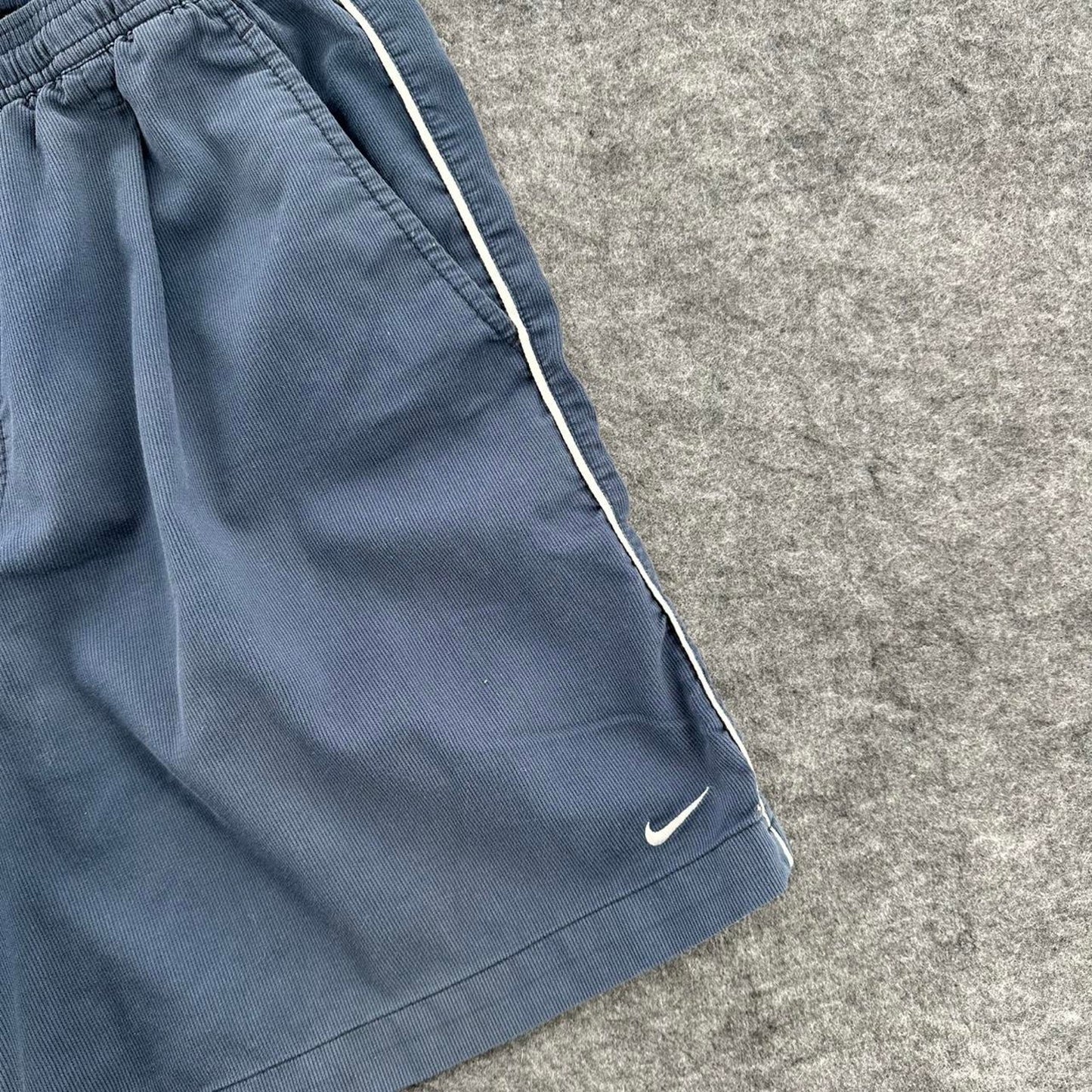 Y2k nike gray blue