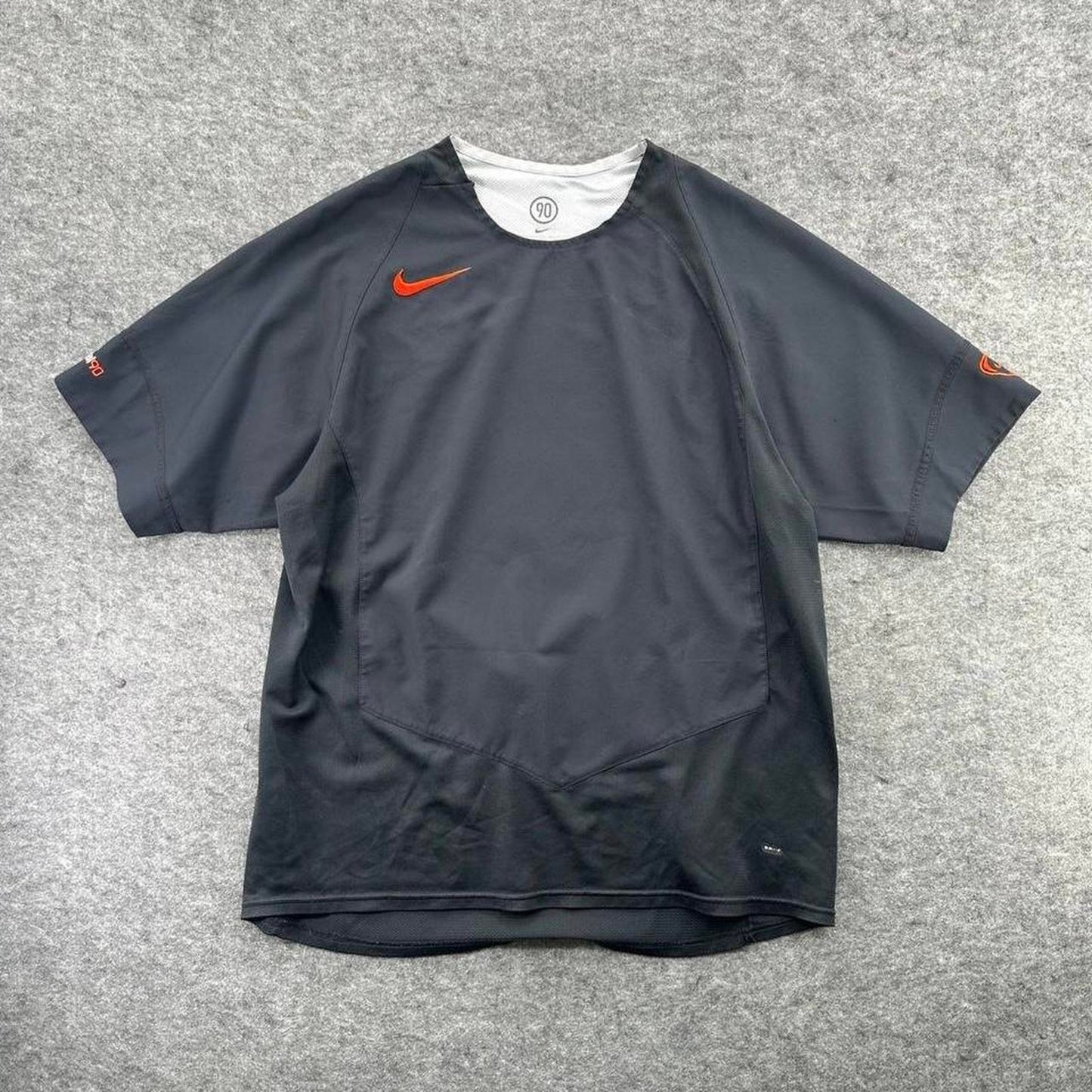 Nike total 90 black