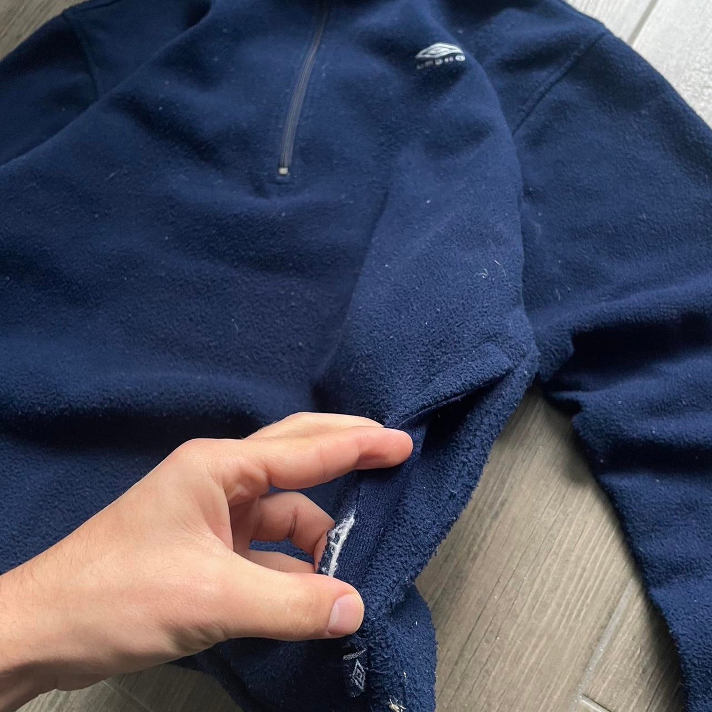 Umbro y2k navy baggy fleece jumper