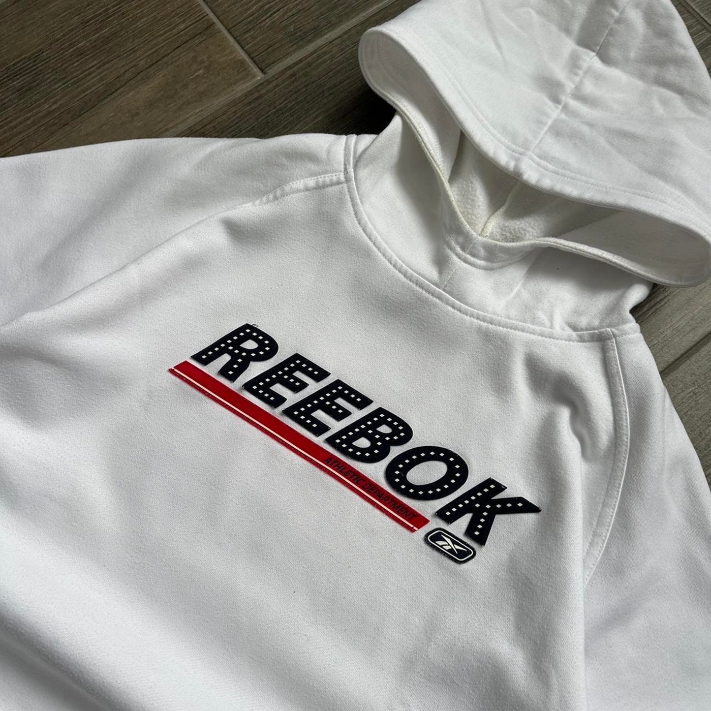 Reebok white boxy fit y2k XL hoodie