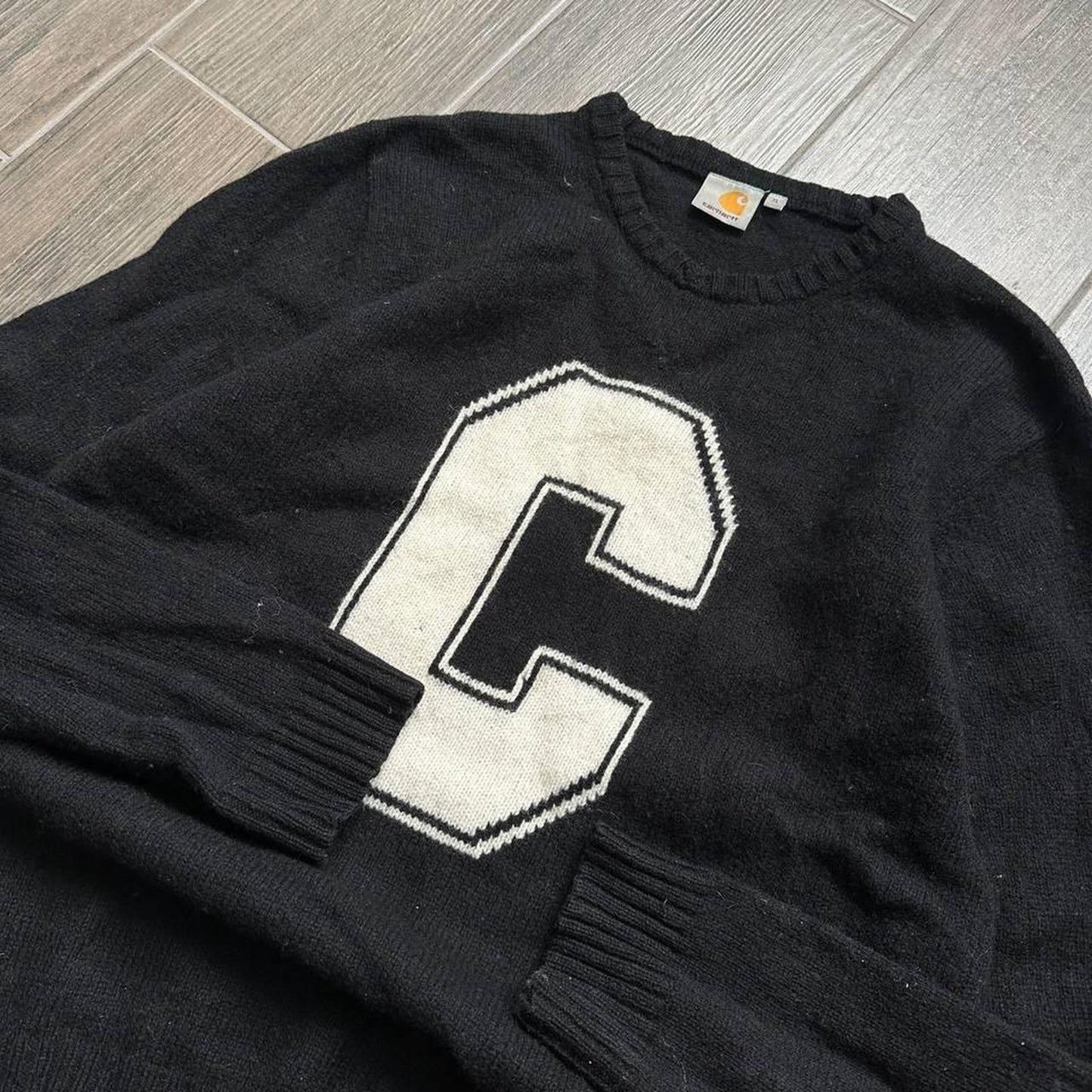 Carhartt y2k black wool vintage sweater