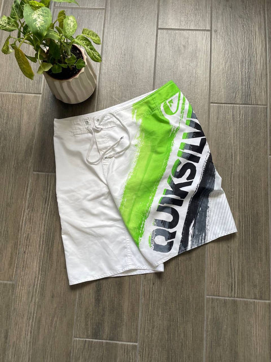 Quiksilver y2k summer surf board shorts