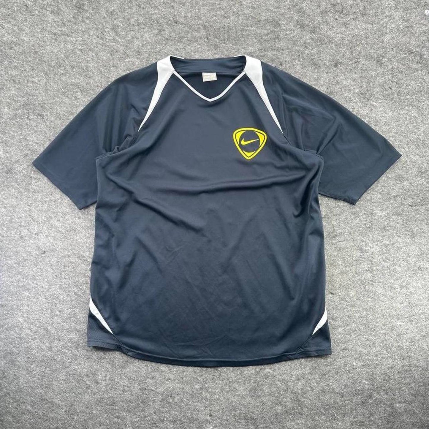 Y2k nike training jersey
